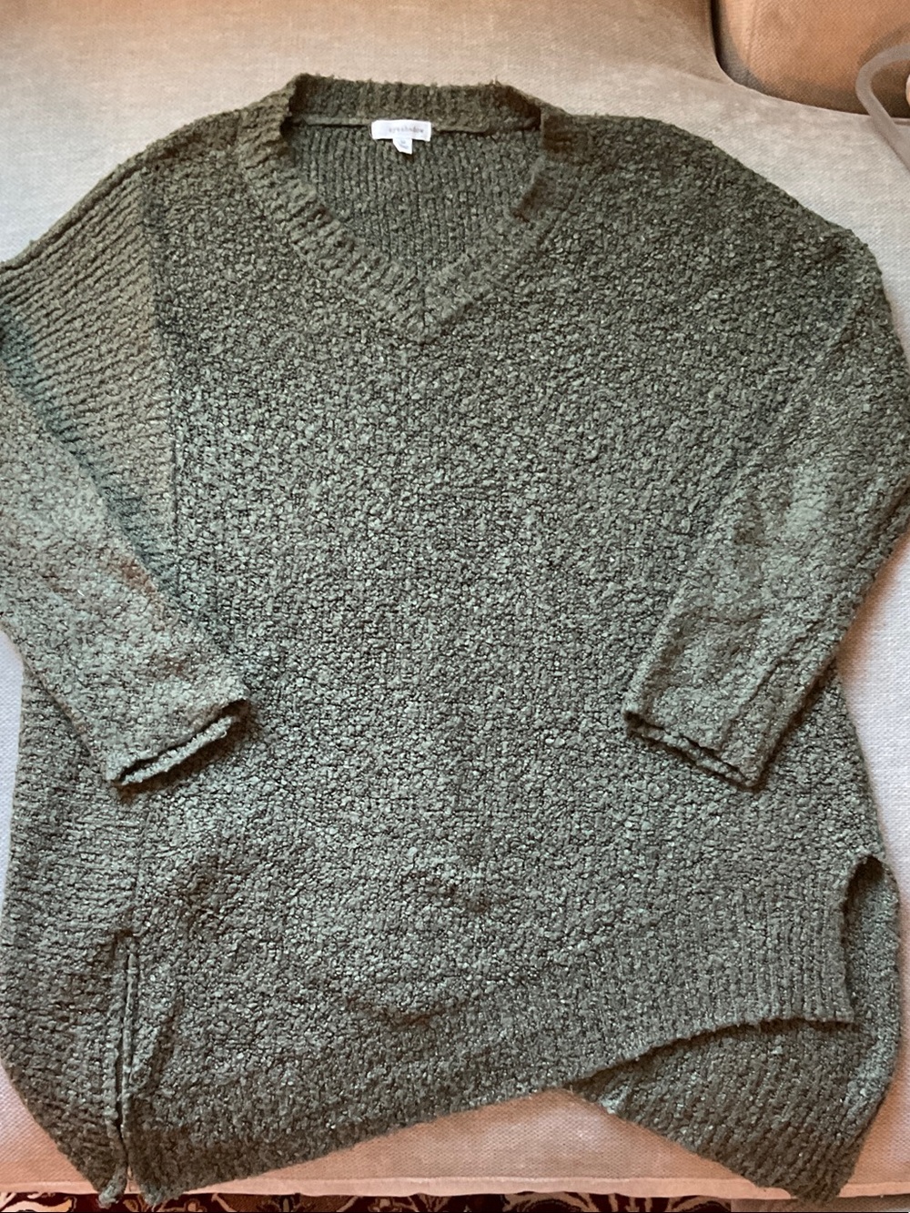 Eyeshadow V-neck Tunic Sweater